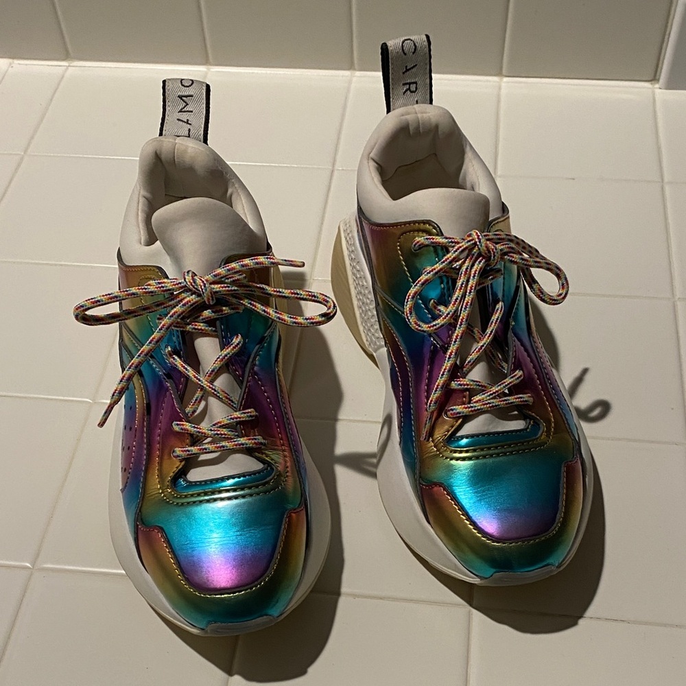 Stella McCarthy Metallic Eclypse Sneakers - Picture 8 of 8